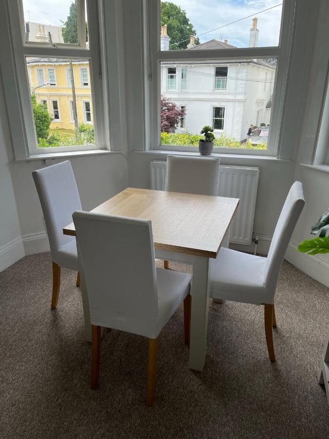 Tree Tops Apartment In Tunbridge Wells Εξωτερικό φωτογραφία